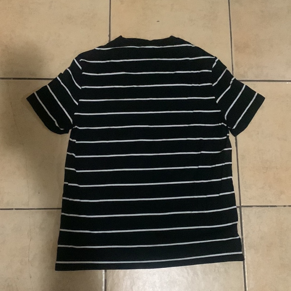 GUESS SHIRT - Picture 2 of 4